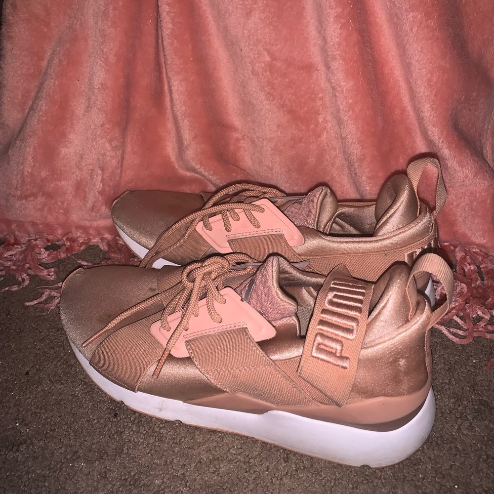 Pink puma’s